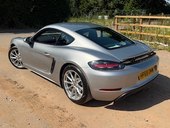 Used Porsche 718 Cayman 2019 for sale - 79011877: Photo