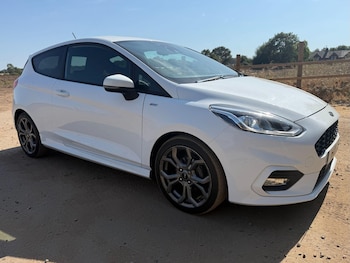 Used Ford Fiesta 2018 for sale - 79509298: Photo