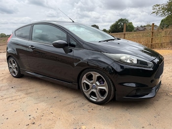 Used Ford Fiesta 2015 for sale - 79464608: Photo