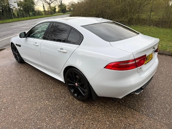 Used Jaguar XE 2015 for sale - 78547962: Photo