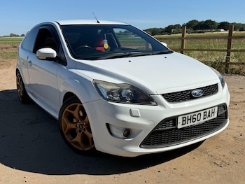 Used Ford Focus 2010 for sale - 79093610: Photo