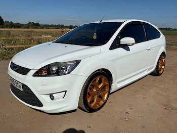 Used Ford Focus 2010 for sale - 79093610: Photo