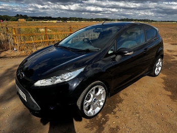 Used Ford Fiesta 2011 for sale - 79373546: Photo