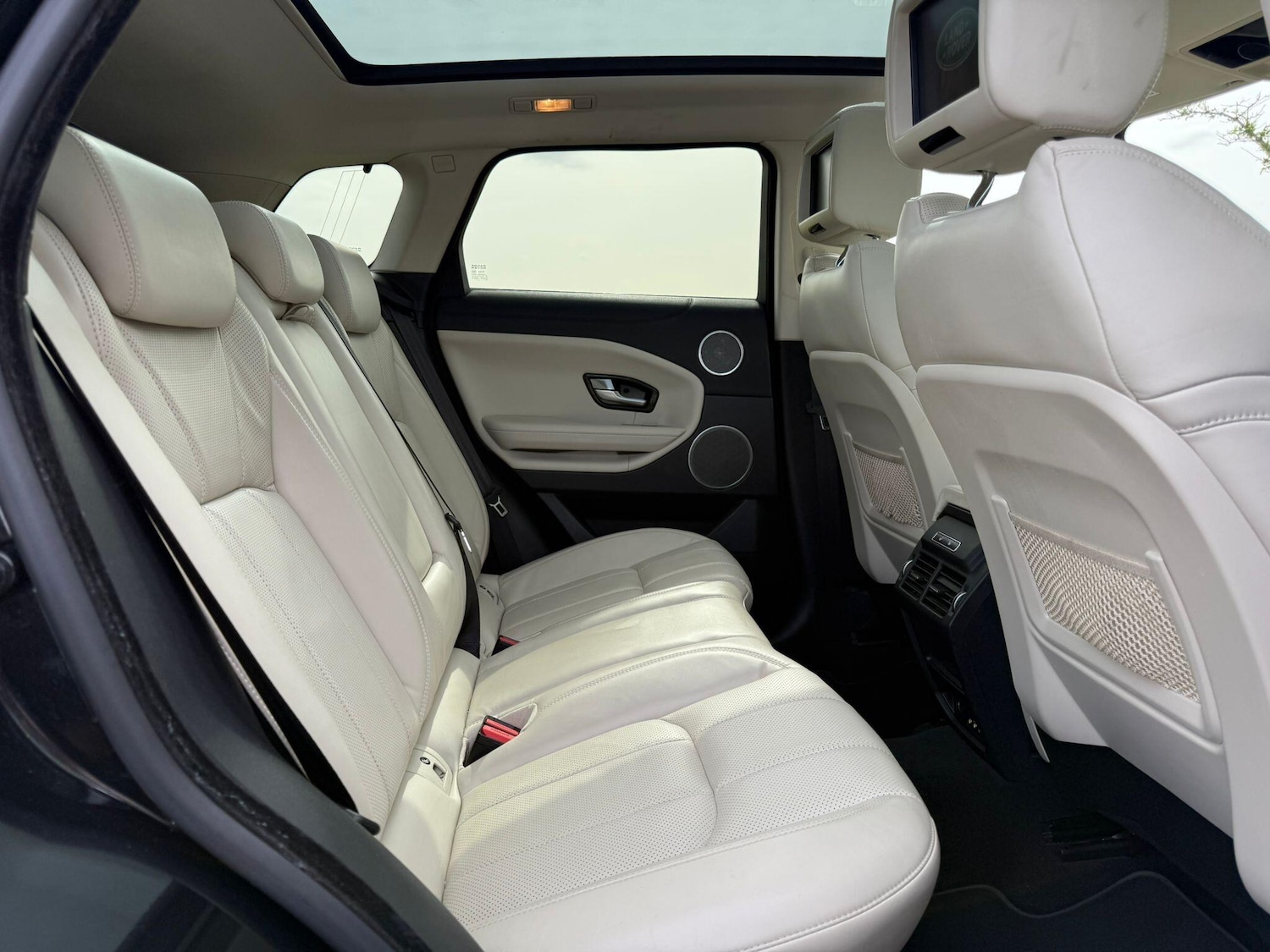 Used Land Rover Range Rover Evoque 2016 for sale - 78205067: Photo 23