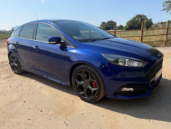 Used Ford Focus 2015 for sale - 79304150: Photo
