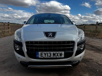 Used Peugeot 3008 2013 for sale - 79373455: Photo