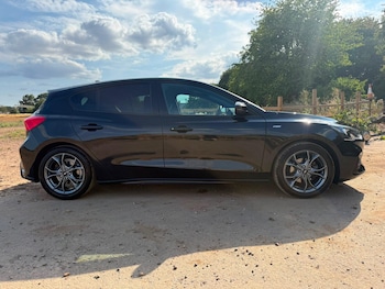 Used Ford Focus 2020 for sale - 79361803: Photo