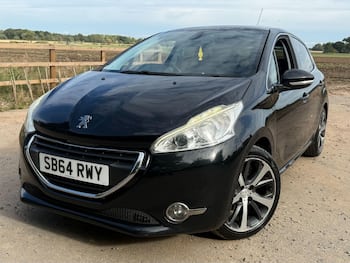 Used Peugeot 208 2014 for sale - 79646113: Photo