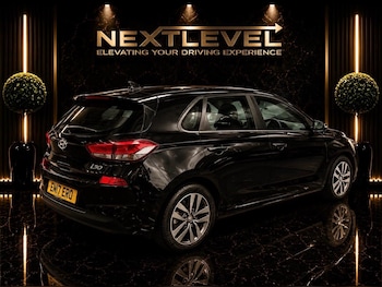 Used Hyundai i30 2017 for sale - 79576732: Photo