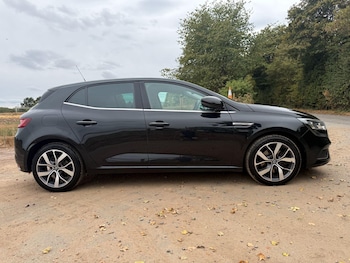 Used Renault Megane 2016 for sale - 79577281: Photo