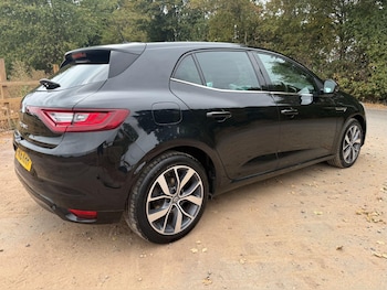 Used Renault Megane 2016 for sale - 79577281: Photo