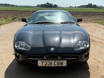 Used Jaguar XK8 1999 for sale - 78988869: Photo