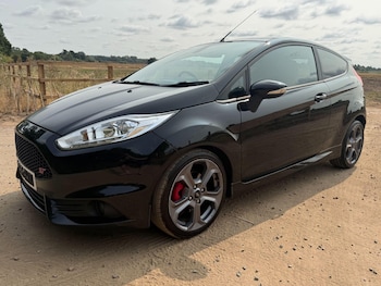 Used Ford Fiesta 2016 for sale - 79247496: Photo