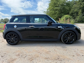 Used MINI Hatch 2015 for sale - 78910646: Photo