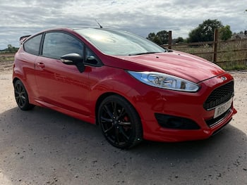 Used Ford Fiesta 2015 for sale - 79831391: Photo