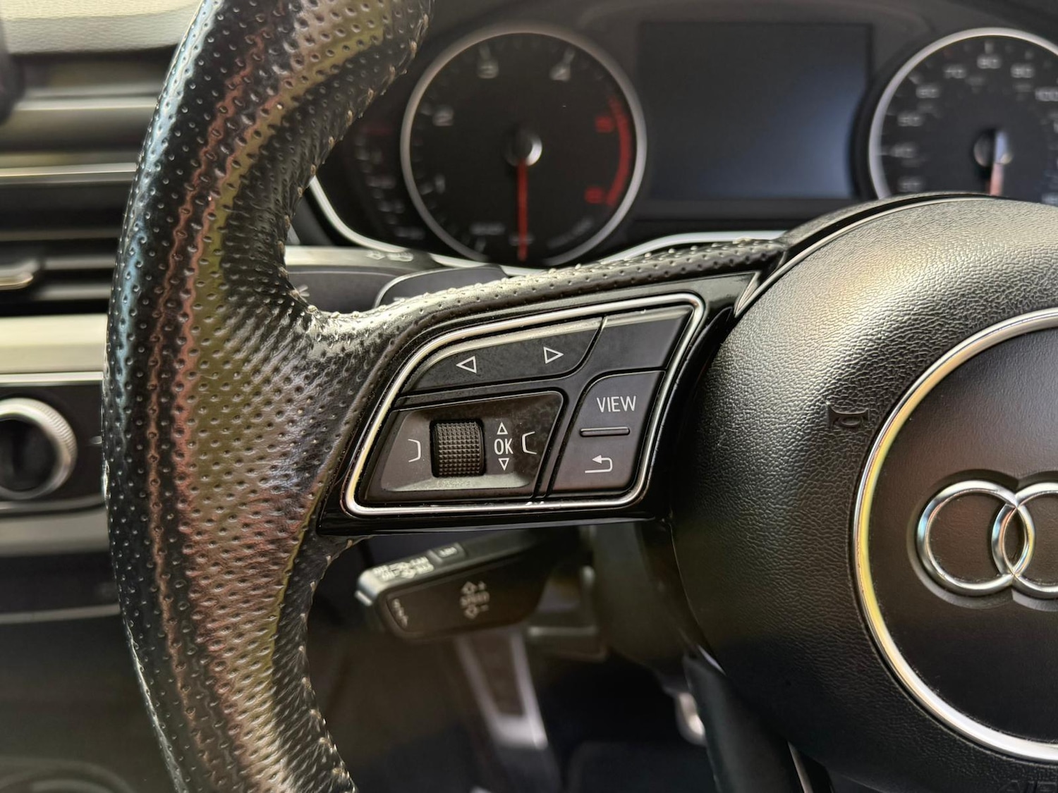 Used Audi A4 Avant for sale - 78185096: Photo 49