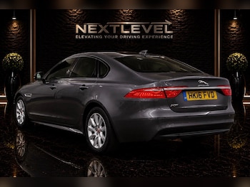 Used Jaguar XF 2016 for sale - 78695382: Photo