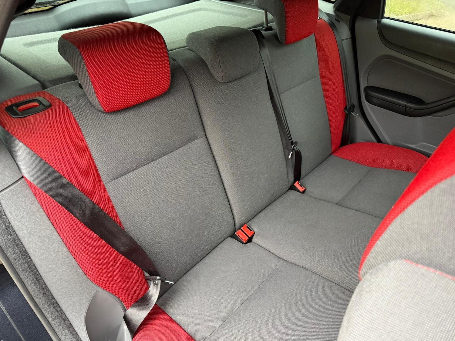 Used Ford Focus 2010 for sale - 78184694: Photo 33