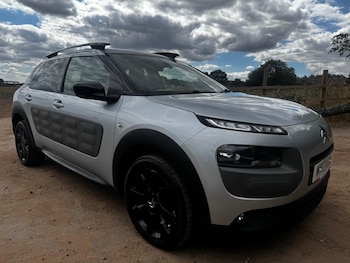 Used Citroen C4 Cactus 2017 for sale - 79373730: Photo