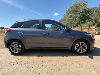 Used Hyundai i20 2015 for sale - 79464161: Photo
