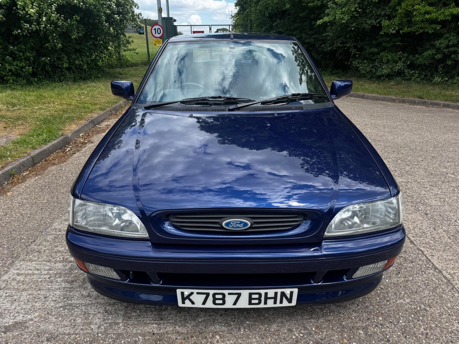 Used Ford Escort 1993 for sale - 78185125: Photo 2