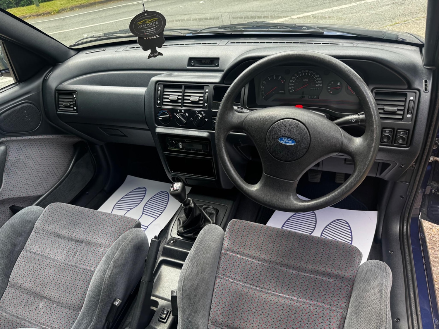 Used Ford Escort 1993 for sale - 78185125: Photo 20