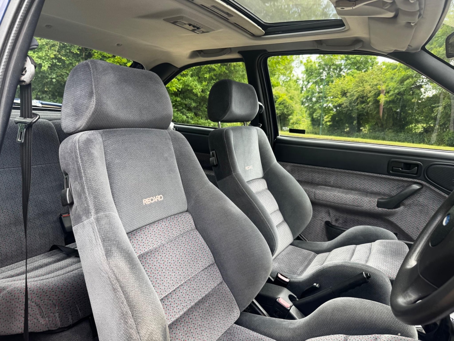 Used Ford Escort 1993 for sale - 78185125: Photo 34