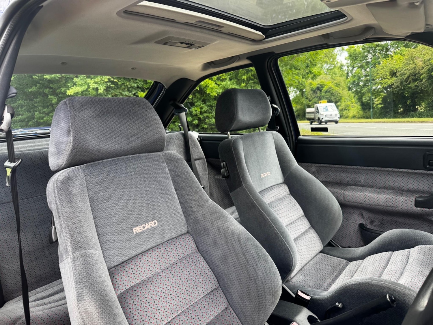 Used Ford Escort 1993 for sale - 78185125: Photo 38