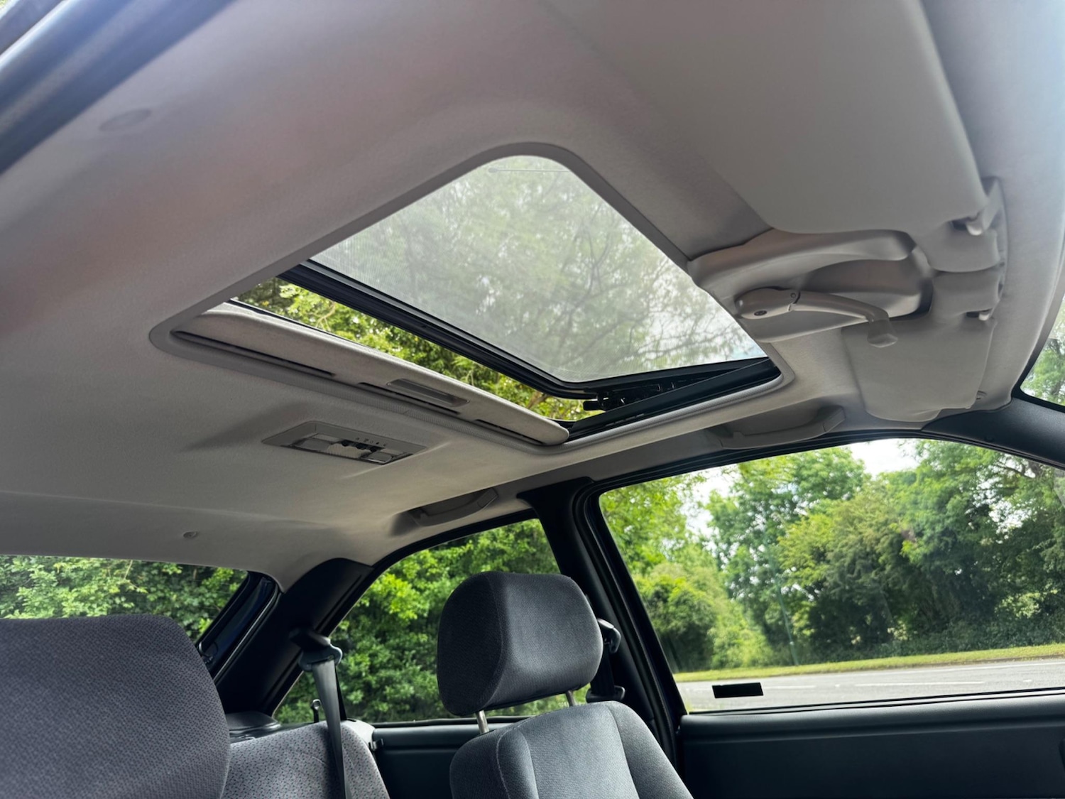 Used Ford Escort 1993 for sale - 78185125: Photo 54