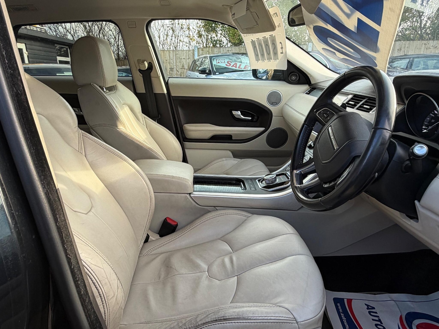 Used Land Rover Range Rover Evoque 2012 for sale - 76645007: Photo 8