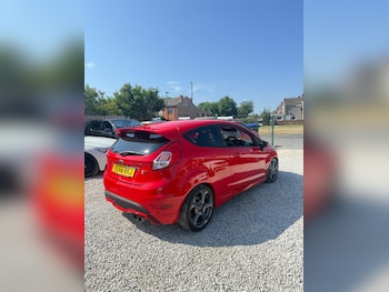 Used Ford Fiesta 2016 for sale - 79192049: Photo