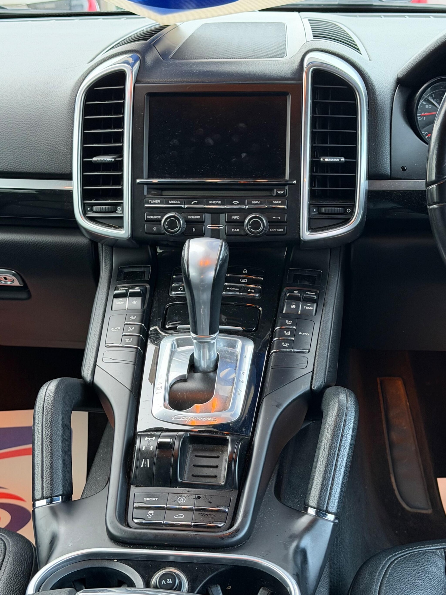 Used Porsche Cayenne 2012 for sale - 77279268: Photo 14