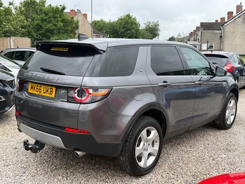 Used Land Rover Discovery Sport 2016 for sale - 78830165: Photo