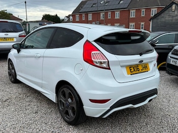 Used Ford Fiesta 2016 for sale - 79553318: Photo