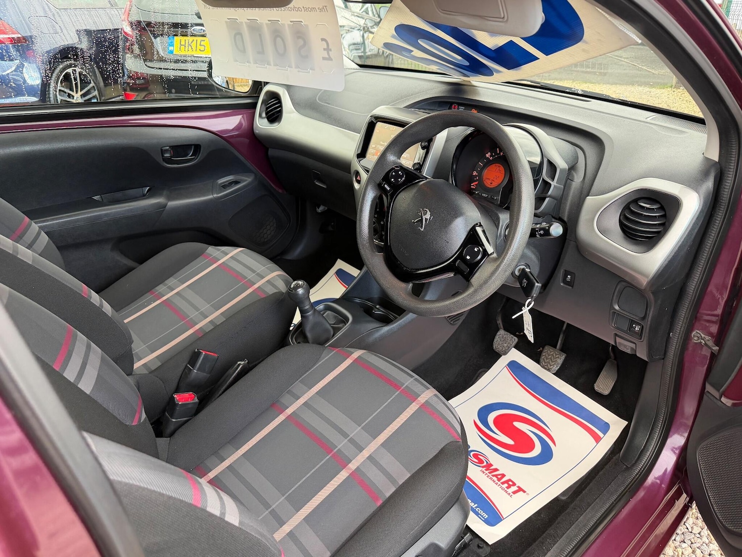 Used Peugeot 108 2015 for sale - 76521579: Photo 10