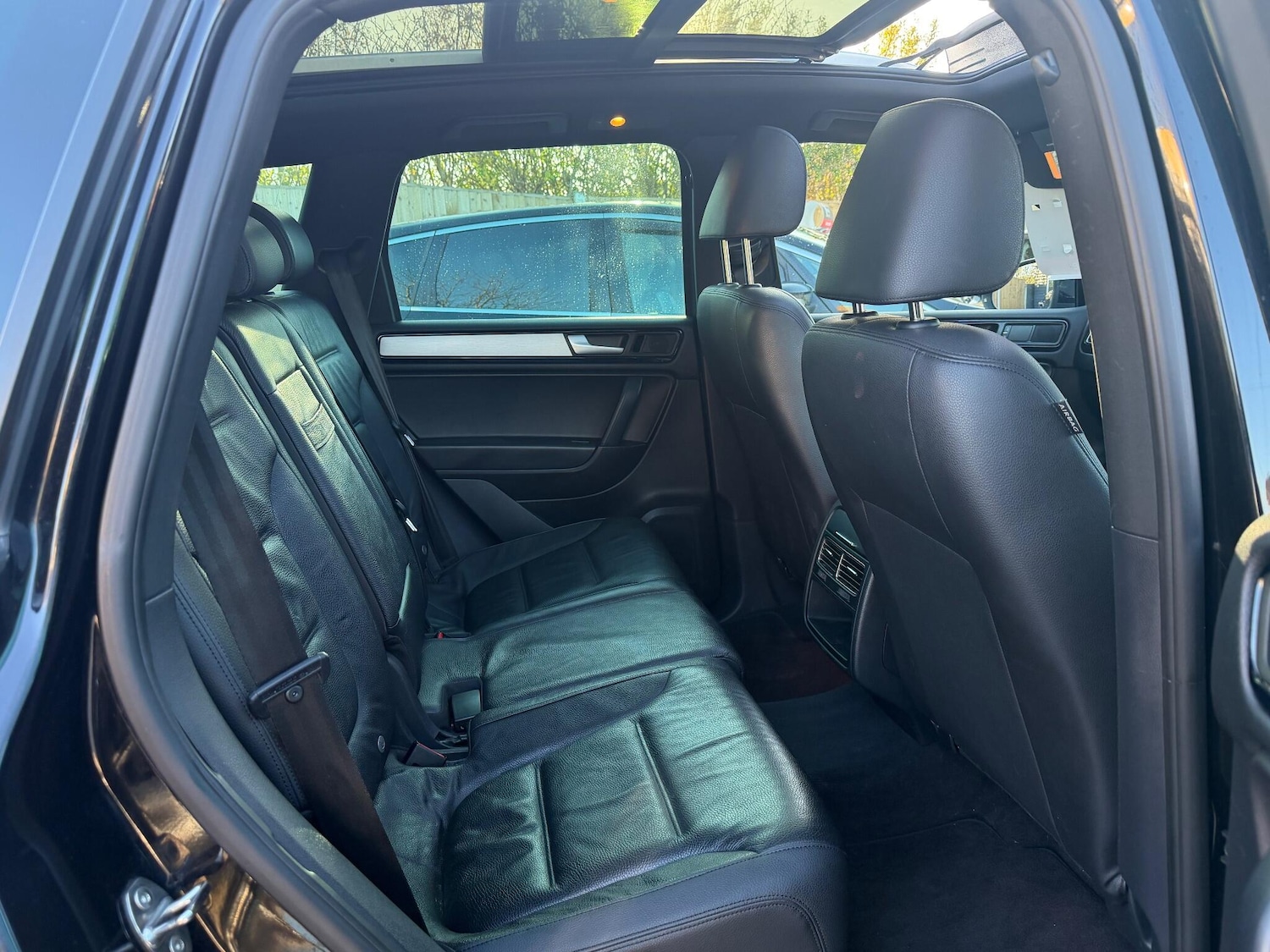 Used Volkswagen Touareg 2013 for sale - 77091225: Photo 12