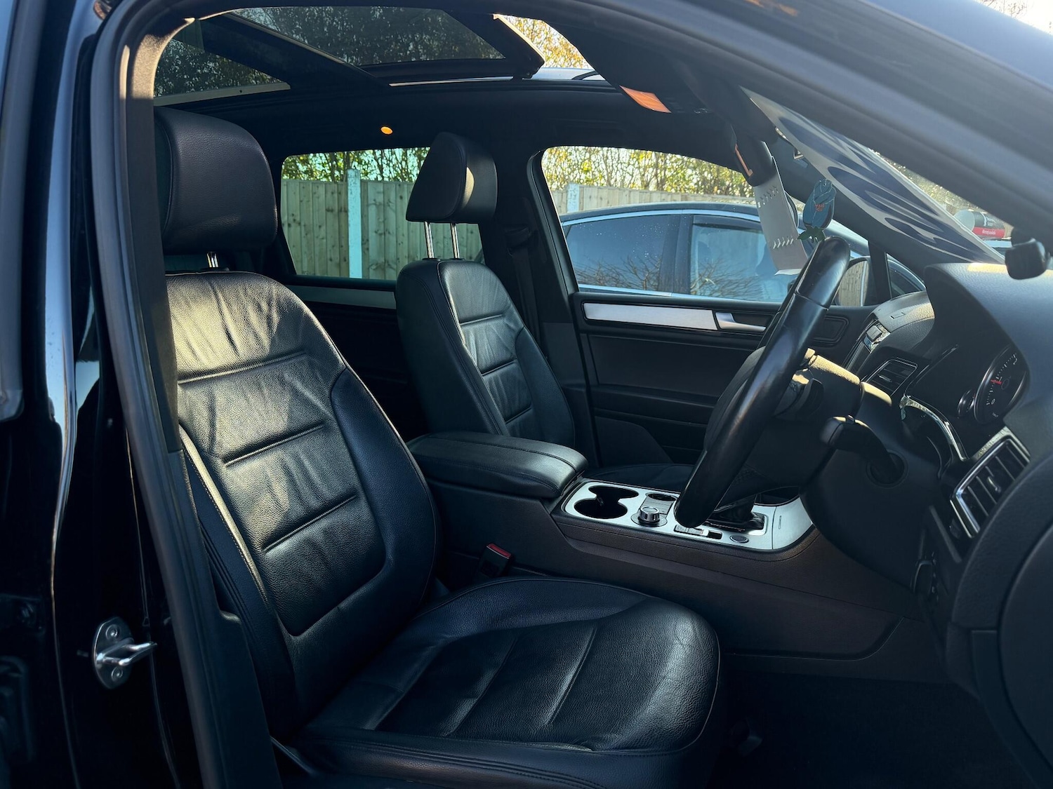 Used Volkswagen Touareg 2013 for sale - 77091225: Photo 14