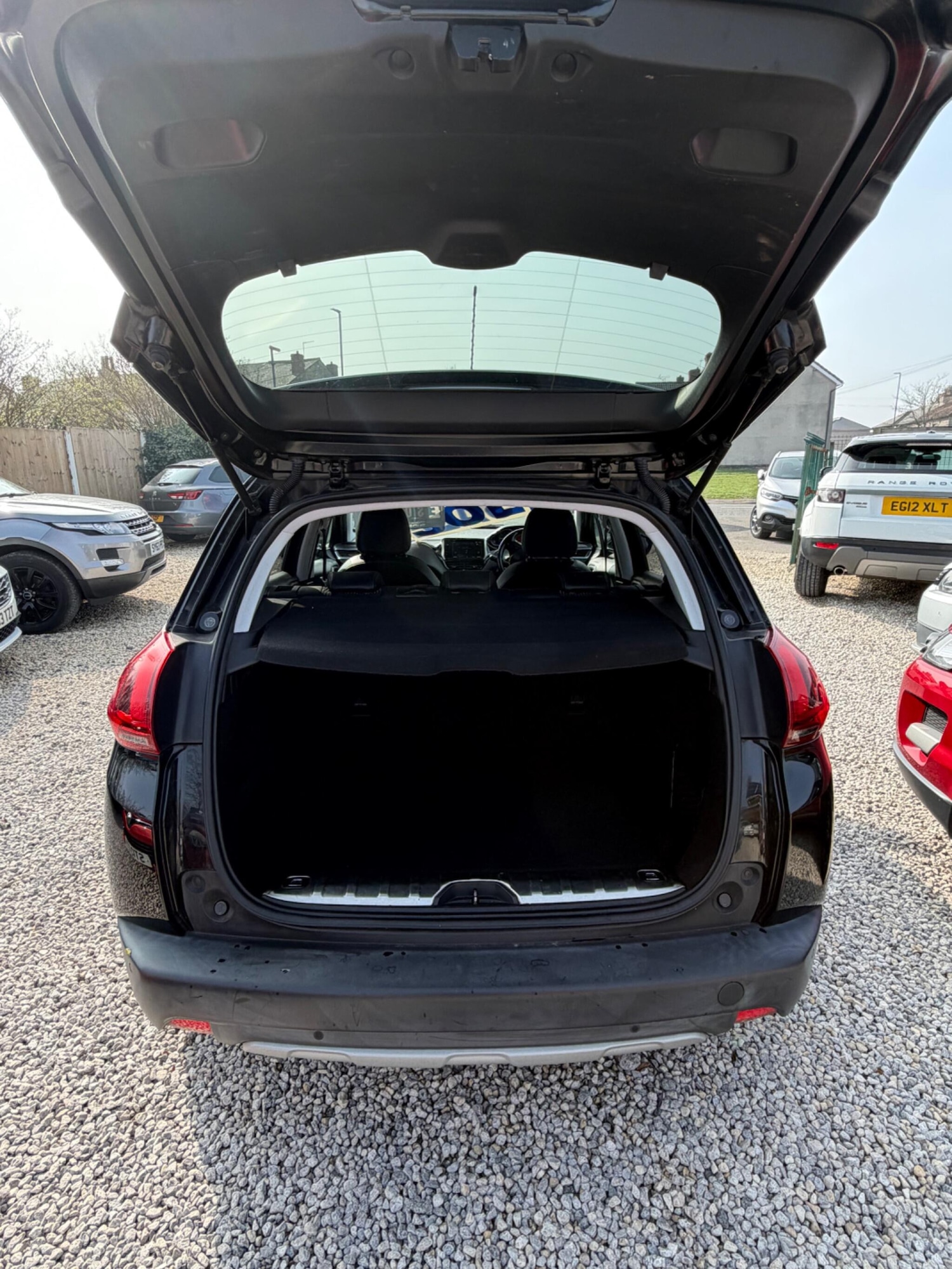 Used Peugeot 2008 2018 for sale - 77978279: Photo 15