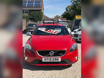Used Volvo V40 2015 for sale - 79859926: Photo