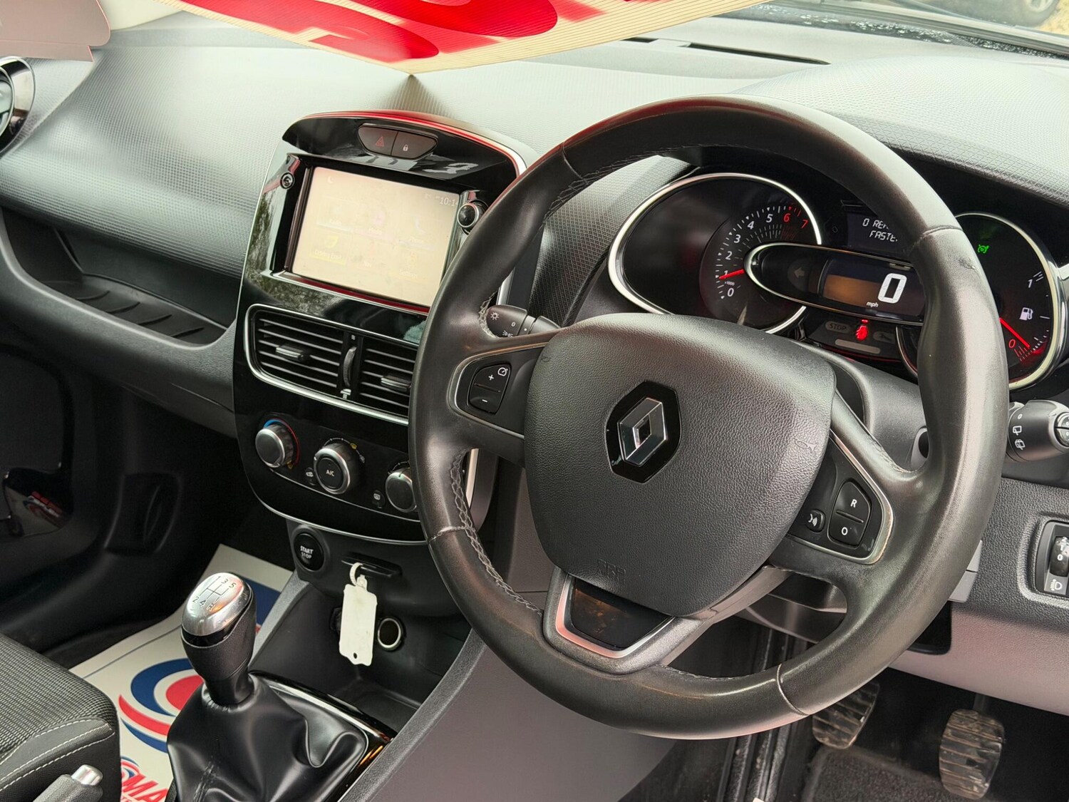 Used Renault Clio 2018 for sale - 77723407: Photo 8
