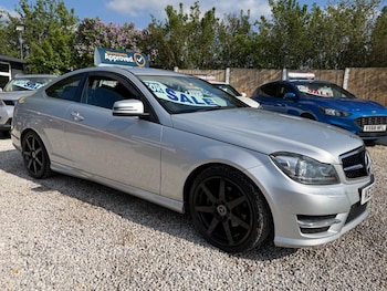 Used Mercedes-Benz C Class 2015 for sale - 78416550: Photo