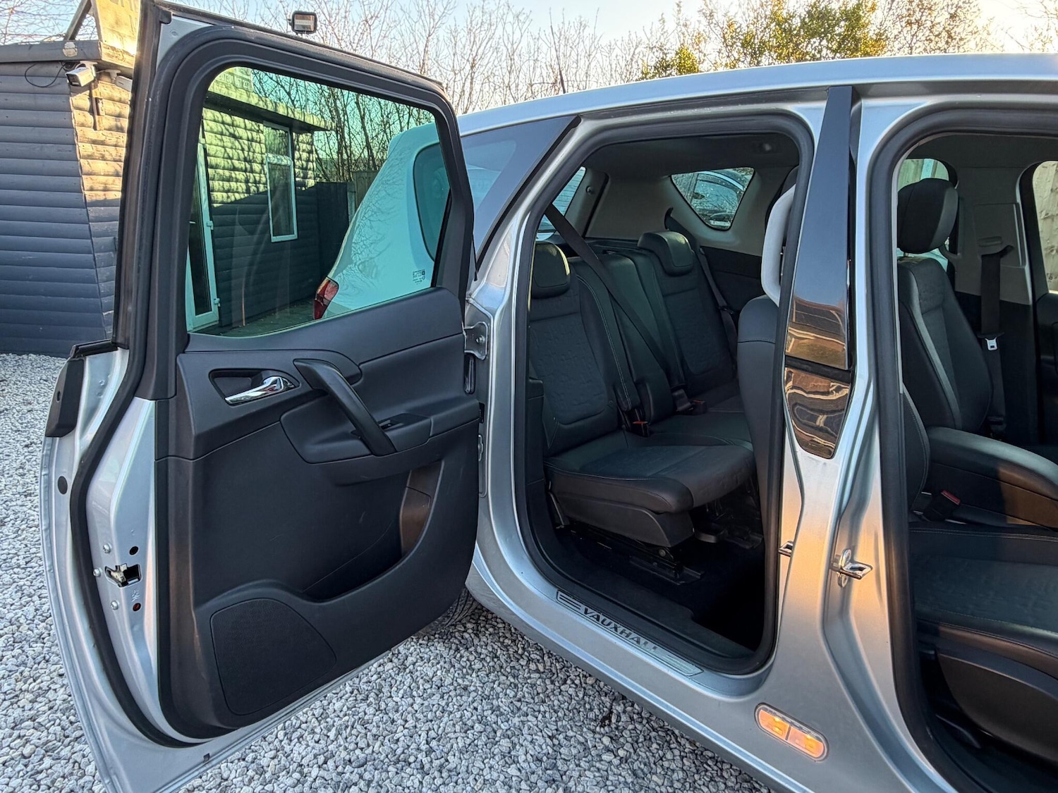 Used Vauxhall Meriva 2010 for sale - 77097389: Photo 13