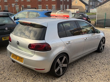 Used Volkswagen Golf 2009 for sale - 77238497: Photo