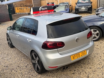 Used Volkswagen Golf 2009 for sale - 77238497: Photo