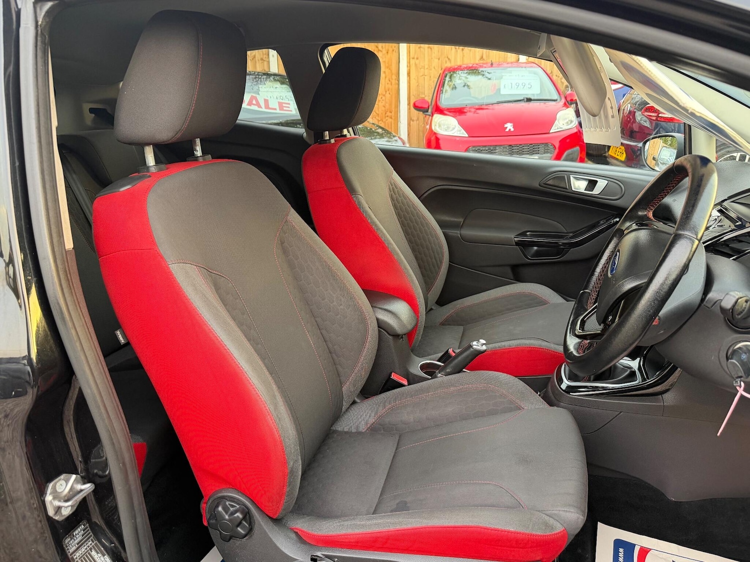 Used Ford Fiesta 2015 for sale - 76499405: Photo 14