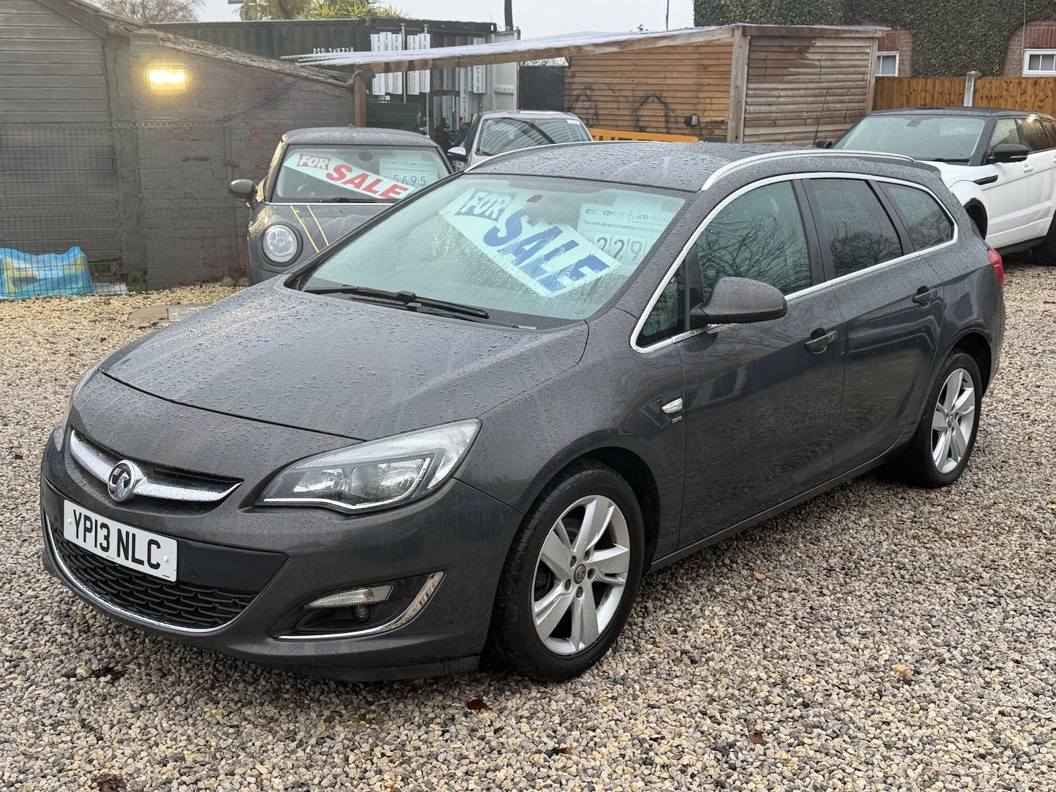Used Vauxhall Astra 2013 for sale - 76752904: Photo 3