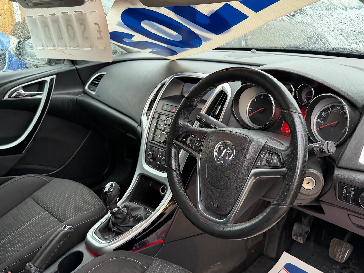 Used Vauxhall Astra 2013 for sale - 76752904: Photo 9