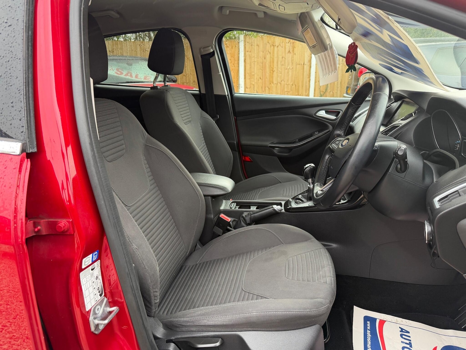 Used Ford Focus for sale - 76752975: Photo 14