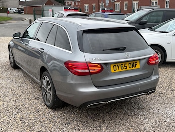 Used Mercedes-Benz C Class 2016 for sale - 77632989: Photo