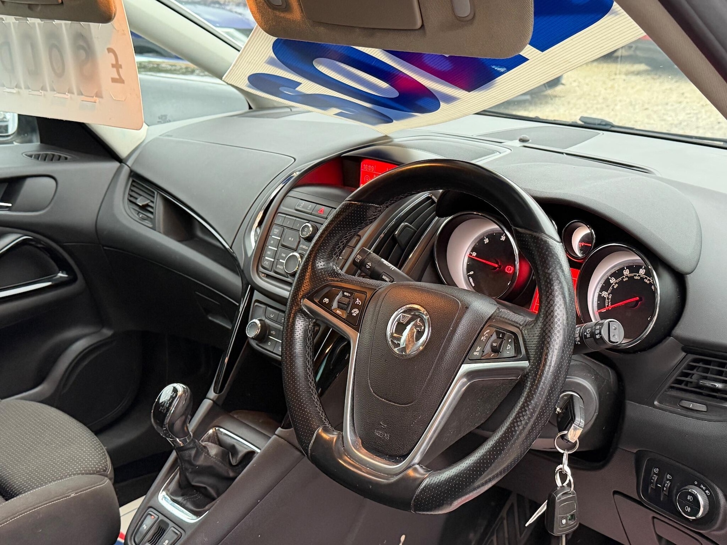 Used Vauxhall Zafira Tourer 2015 for sale - 76424046: Photo 11